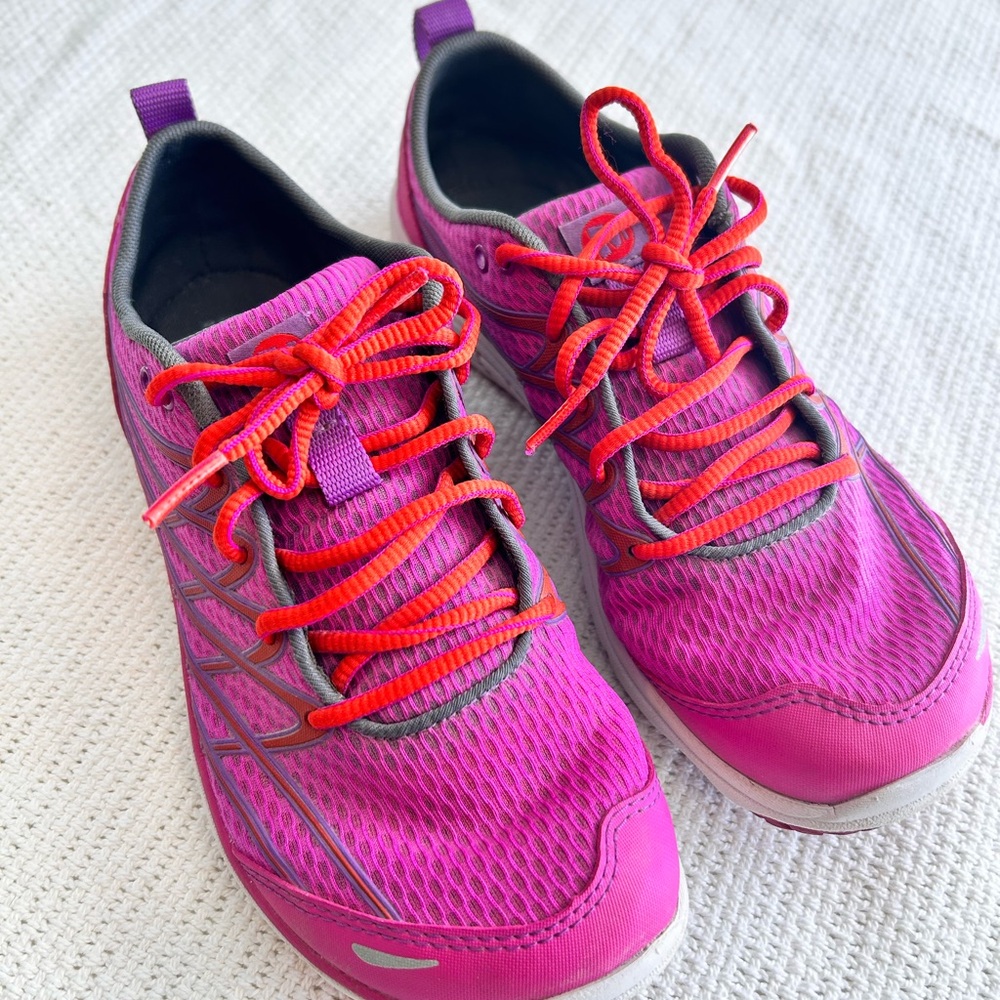 Merrell Women's Pink and Gray Sneakers